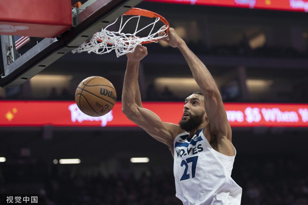 与巴萨合作 与巴萨合作